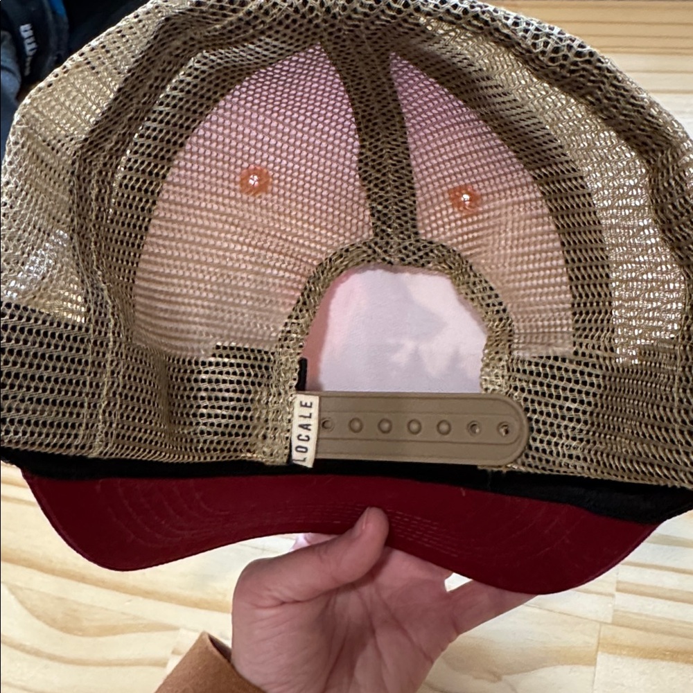Locale Trucker Hat Wolf Sunrise Trees NWOT - Picture 2 of 3